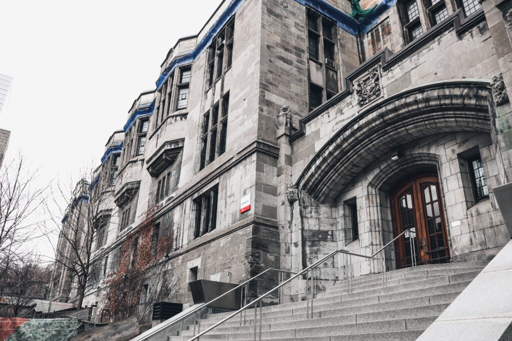 Façade de l'Université McGill
